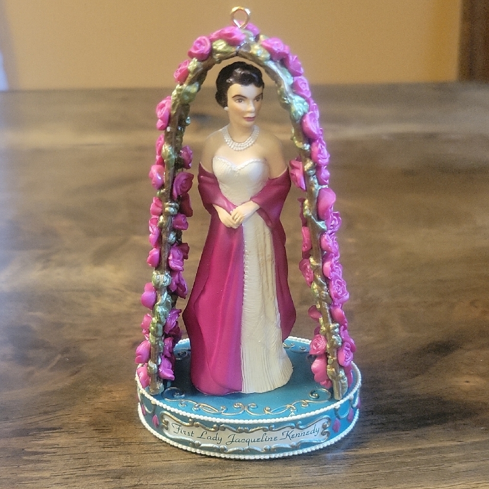 Elegant Jacqueline Kennedy Figurine with Pink Roses